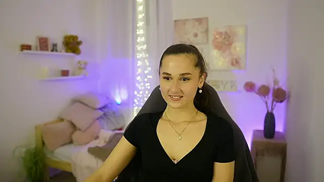 Snapshot of Annita_Grey chatting on November 2, 2025, 7:52 pm Annita Grey online show from November 2, 2025, 7:52 pm