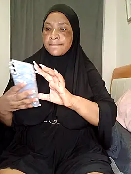 Sweetbxxx24 online show from March 3, 2026, 11:12 pm