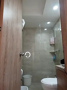 Snapshot of DiosaFortuna chatting on November 16, 2025, 11:04 am DiosaFortuna online show from November 16, 2025, 11:04 am