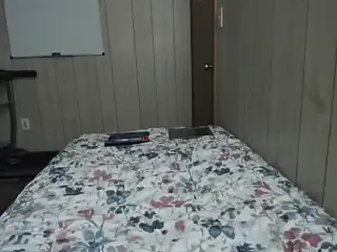 Snapshot of NaturalBeautyQueen chatting on November 16, 2025, 10:42 am NaturalBeautyQueen online show from November 16, 2025, 10:42 am