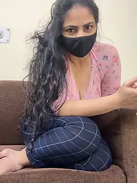 Snapshot of SashaPatel chatting on November 28, 2025, 3:28 am SashaPatel online show from November 28, 2025, 3:28 am