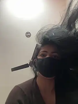 Snapshot of SashaPatel chatting on December 14, 2025, 1:56 am SashaPatel online show from December 14, 2025, 1:56 am