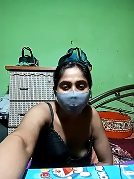 nila-aktar online show from September 9, 2025, 3:32 pm