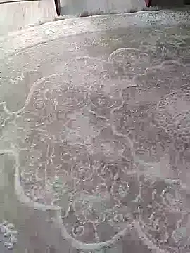 Snapshot of Mumuska chatting on October 17, 2025, 11:12 am Mumuska online show from October 17, 2025, 11:12 am