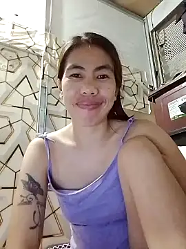 Deliciousgirl14 online show from February 15, 2026, 7:02 pm