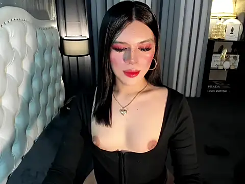 Snapshot of naughtyandreaxx chatting on November 8, 2025, 9:40 pm naughtyandreaxx online show from November 8, 2025, 9:40 pm