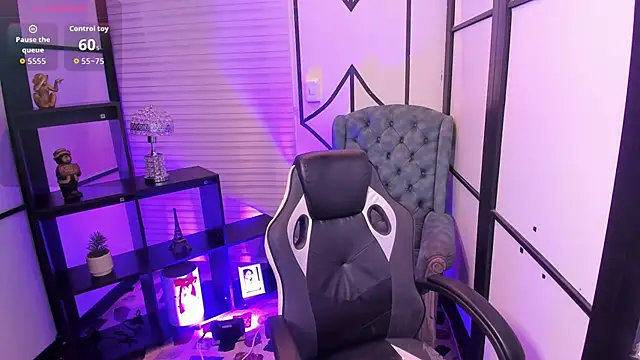 Snapshot of NahomiRichards_ chatting on November 11, 2025, 4:29 am NahomiRichards online show from November 11, 2025, 4:29 am