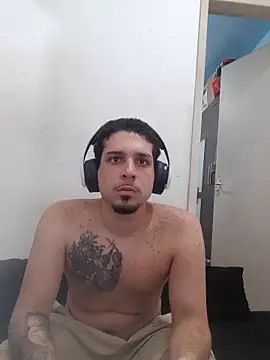 Snapshot of branquintatto chatting on December 2, 2025, 5:03 pm branquintatto online show from December 2, 2025, 5:03 pm