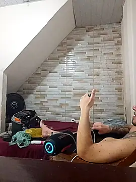 Snapshot of branquintatto chatting on December 16, 2025, 2:54 pm branquintatto online show from December 16, 2025, 2:54 pm