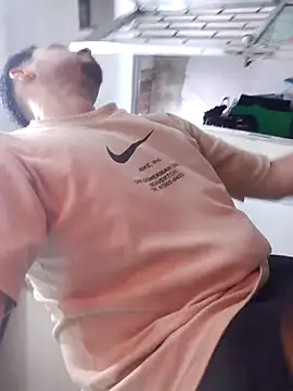 Snapshot of branquintatto chatting on December 13, 2025, 9:54 pm branquintatto online show from December 13, 2025, 9:54 pm