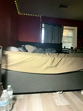 Snapshot of bearcub300 chatting on October 19, 2025, 1:03 pm bearcub300 online show from October 19, 2025, 1:03 pm