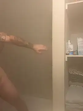 Snapshot of bearcub300 chatting on October 9, 2025, 3:07 am bearcub300 online show from October 9, 2025, 3:07 am