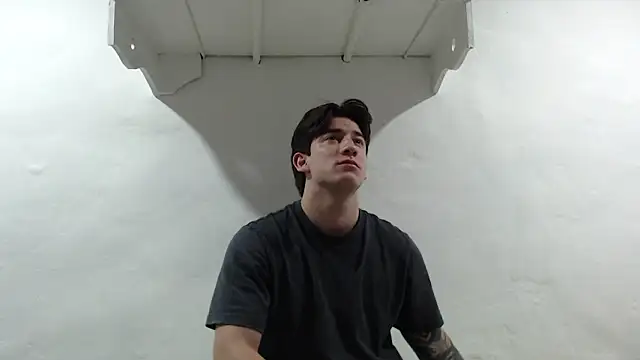 Snapshot of AteneoJr chatting on January 18, 2026, 12:36 am AteneoJr online show from January 18, 2026, 12:36 am