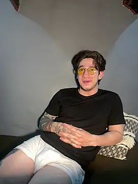 AteneoJr online show from April 8, 2026, 12:12 am