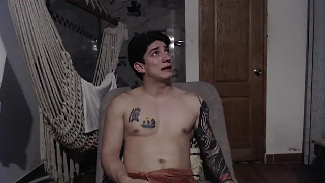 Snapshot of AteneoJr chatting on December 20, 2025, 4:37 am AteneoJr online show from December 20, 2025, 4:37 am