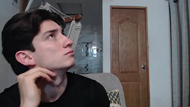 Snapshot of AteneoJr chatting on January 9, 2026, 11:55 pm AteneoJr online show from January 9, 2026, 11:55 pm