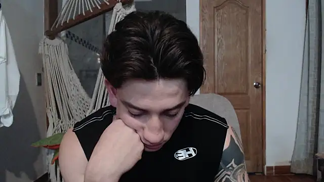 Snapshot of AteneoJr chatting on November 16, 2025, 4:39 am AteneoJr online show from November 16, 2025, 4:39 am