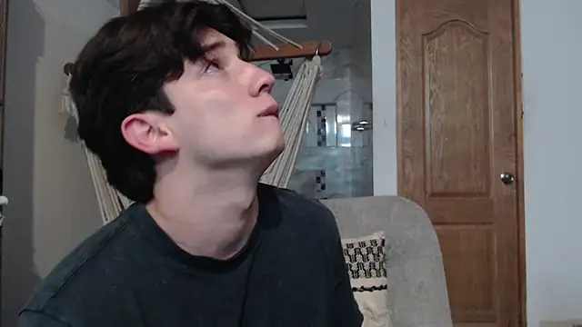 Snapshot of AteneoJr chatting on January 11, 2026, 12:06 am AteneoJr online show from January 11, 2026, 12:06 am