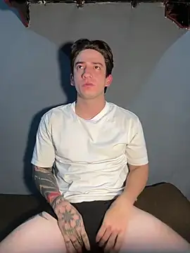 Snapshot of AteneoJr chatting on February 21, 2026, 12:34 am AteneoJr online show from February 21, 2026, 12:34 am