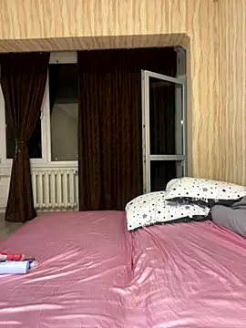 Snapshot of Di_Olivia chatting on November 6, 2025, 4:55 pm Di Olivia online show from November 6, 2025, 4:55 pm