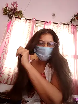 Snapshot of thanusi_2 chatting on January 11, 2026, 6:53 am thanusi 2 online show from January 11, 2026, 6:53 am