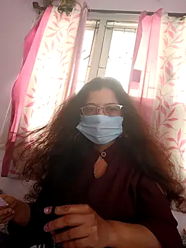 Snapshot of thanusi_2 chatting on February 28, 2026, 5:18 am thanusi 2 online show from February 28, 2026, 5:18 am