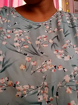 Snapshot of thanusi_2 chatting on February 21, 2026, 7:10 am thanusi 2 online show from February 21, 2026, 7:10 am