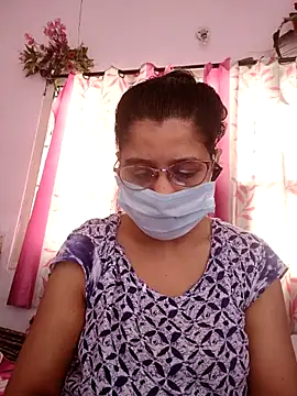 Snapshot of thanusi_2 chatting on December 19, 2025, 6:27 am thanusi 2 online show from December 19, 2025, 6:27 am