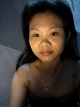 Snapshot of LinhNa999 chatting on November 12, 2025, 12:42 pm LinhNa999 online show from November 12, 2025, 12:42 pm