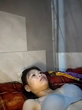 Snapshot of LinhNa999 chatting on September 29, 2025, 12:55 pm LinhNa999 online show from September 29, 2025, 12:55 pm