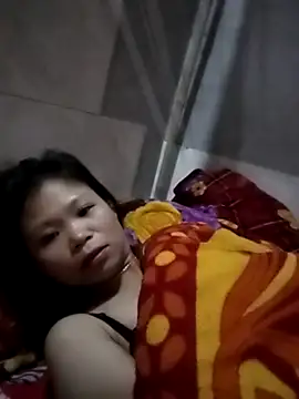 Snapshot of LinhNa999 chatting on November 19, 2025, 1:11 pm LinhNa999 online show from November 19, 2025, 1:11 pm