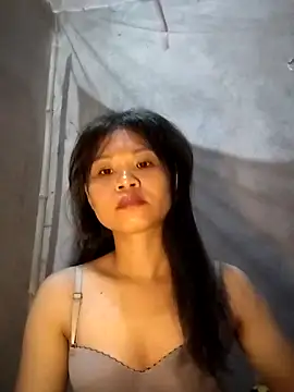 Snapshot of LinhNa999 chatting on October 8, 2025, 2:51 pm LinhNa999 online show from October 8, 2025, 2:51 pm