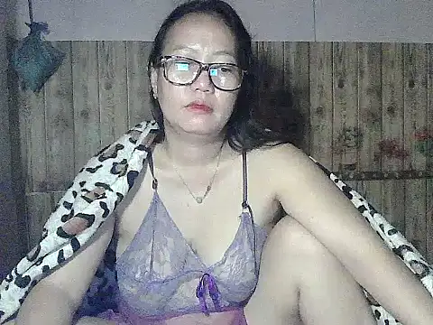 Pinay BigTits69 online show from February 17, 2026, 8:06 pm