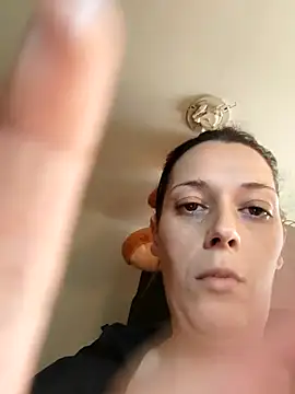 Mila Luciphya online show from January 7, 2026, 1:16 pm