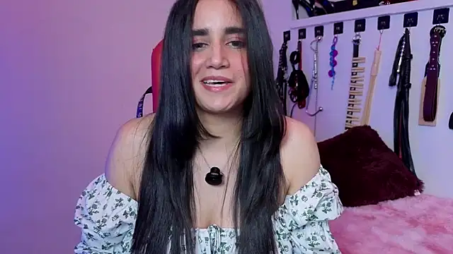 Snapshot of elowen_halley1 chatting on April 9, 2026, 6:47 pm elowen halley1 online show from April 9, 2026, 6:47 pm