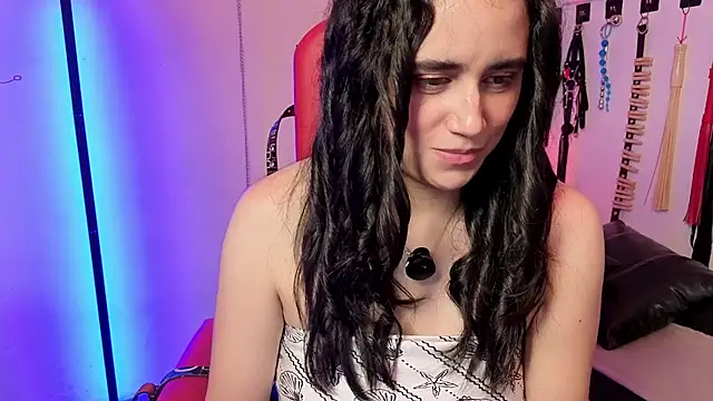 Snapshot of elowen_halley1 chatting on March 29, 2026, 6:42 pm elowen halley1 online show from March 29, 2026, 6:42 pm