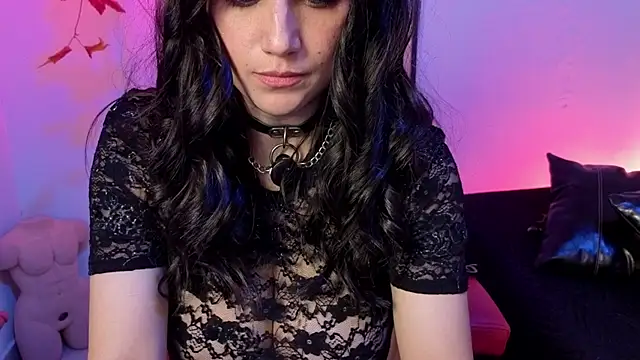 Snapshot of elowen_halley1 chatting on March 7, 2026, 6:24 pm elowen halley1 online show from March 7, 2026, 6:24 pm