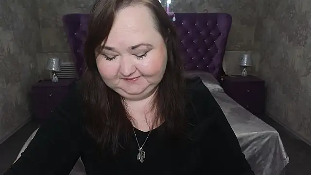 Eloisa Eliot online show from October 22, 2025, 3:55 pm