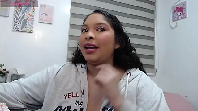 Snapshot of samanta-rosee chatting on October 9, 2025, 9:10 am samanta-rosee online show from October 9, 2025, 9:10 am