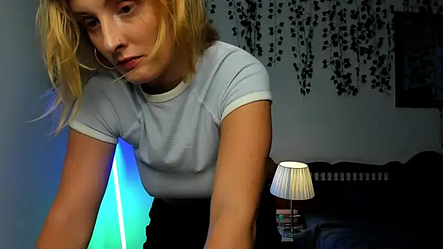 Snapshot of Ariana_Spring chatting on October 25, 2025, 3:49 am Ariana Spring online show from October 25, 2025, 3:49 am