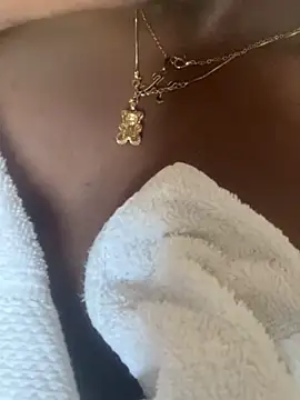 bybey18 online show from October 24, 2025, 7:46 pm