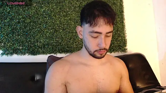 Snapshot of sam_ford_2 chatting on November 6, 2025, 12:36 am sam ford 2 online show from November 6, 2025, 12:36 am