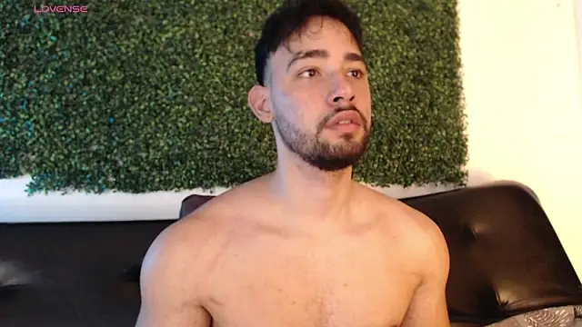 Snapshot of sam_ford_2 chatting on November 25, 2025, 11:59 pm sam ford 2 online show from November 25, 2025, 11:59 pm