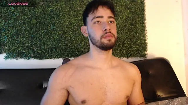 Snapshot of sam_ford_2 chatting on November 20, 2025, 11:58 pm sam ford 2 online show from November 20, 2025, 11:58 pm