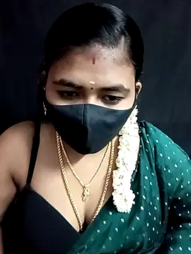 Snapshot of Tamil_Lotus chatting on September 16, 2025, 5:47 pm Tamil Lotus online show from September 16, 2025, 5:47 pm