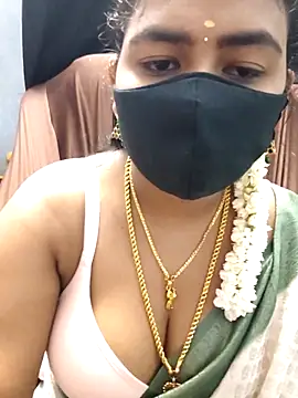 Snapshot of Tamil_Lotus chatting on October 23, 2025, 5:33 pm Tamil Lotus online show from October 23, 2025, 5:33 pm