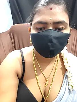 Snapshot of Tamil_Lotus chatting on November 12, 2025, 5:50 pm Tamil Lotus online show from November 12, 2025, 5:50 pm