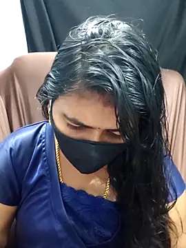 Snapshot of Tamil_Lotus chatting on November 19, 2025, 5:46 pm Tamil Lotus online show from November 19, 2025, 5:46 pm