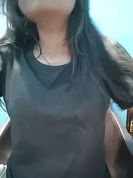 Snapshot of Vaani_Actress chatting on May 19, 2026, 2:24 pm Vaani Actress online show from May 19, 2026, 2:24 pm