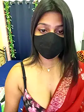 hoty sonali online show from November 3, 2025, 4:21 pm